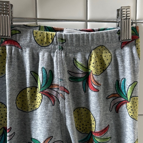 Hanna Andersson Other - 🍍Hanna Andersson Kids Pajama Set with Pineapple Print - Gray